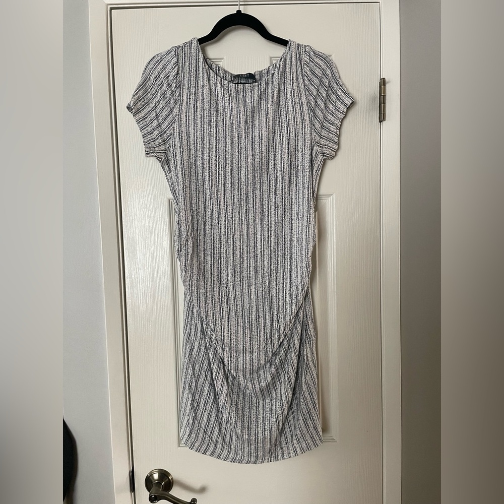 Tart Maternity Striped Dress Grey White Stripe Size Medium